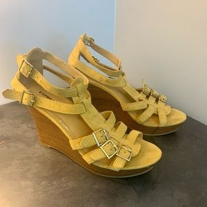Express size 7 wedge platform heels in Yellow